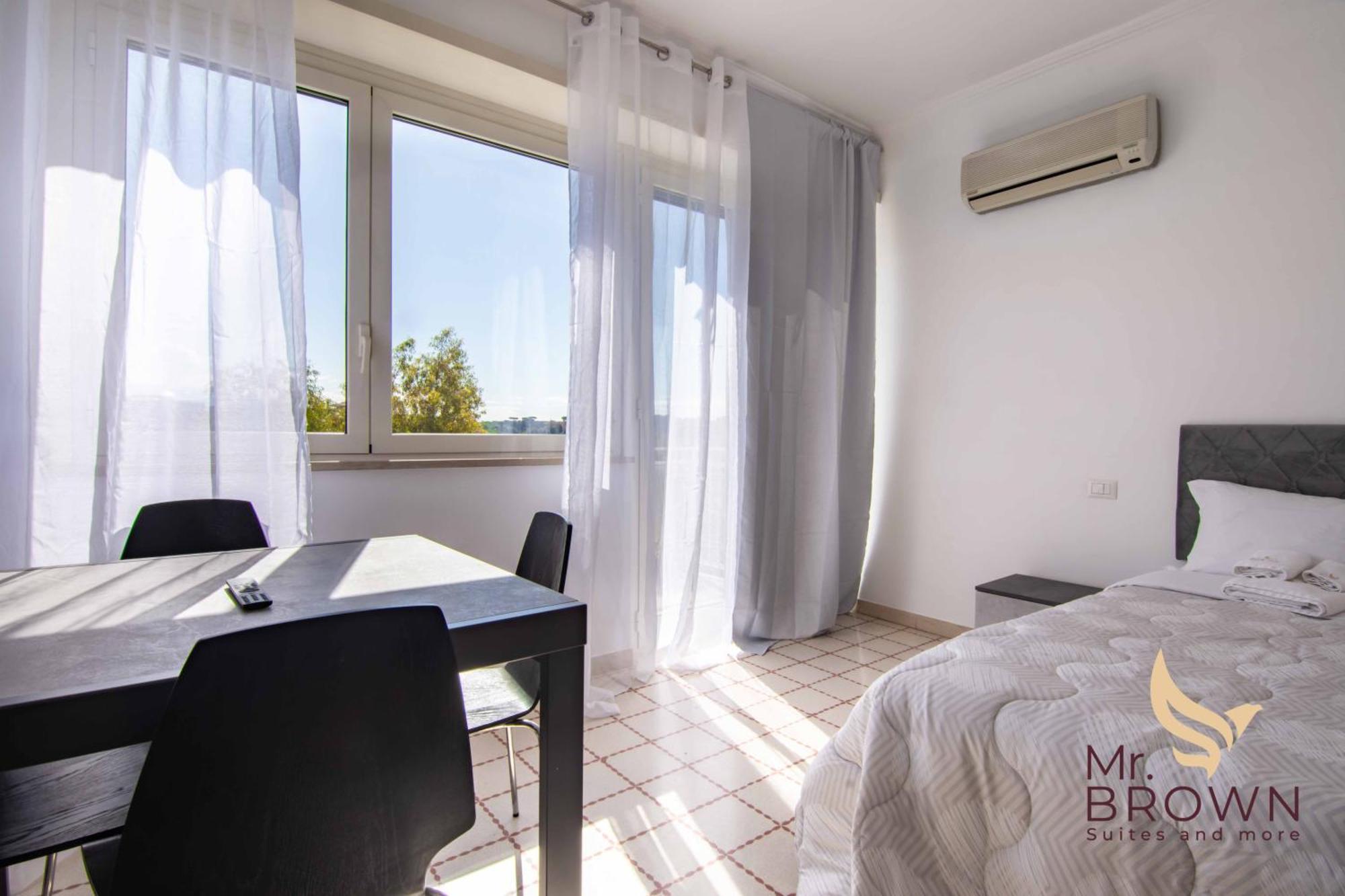 Mr Brown Home And Suites Рим Экстерьер фото